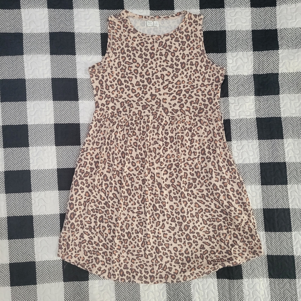 Women's Maurices Dress, Size Medium,  with Pockets,  New Condition
